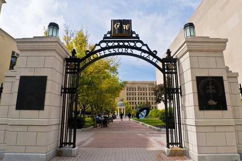 THE GEORGE WASHINGTON UNIVERSITY