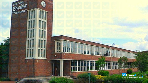 WREXHAM GLYNDWR UNIVERSITY